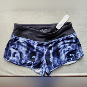Medium SkirtSports run with it shorts NWT